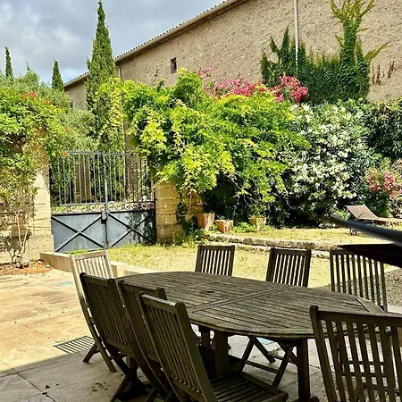 בית כפרי Domaine De La Clapiere מונטניאק